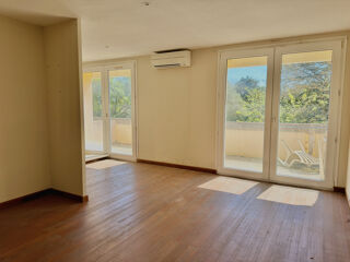  Immeuble à vendre 1065 m²