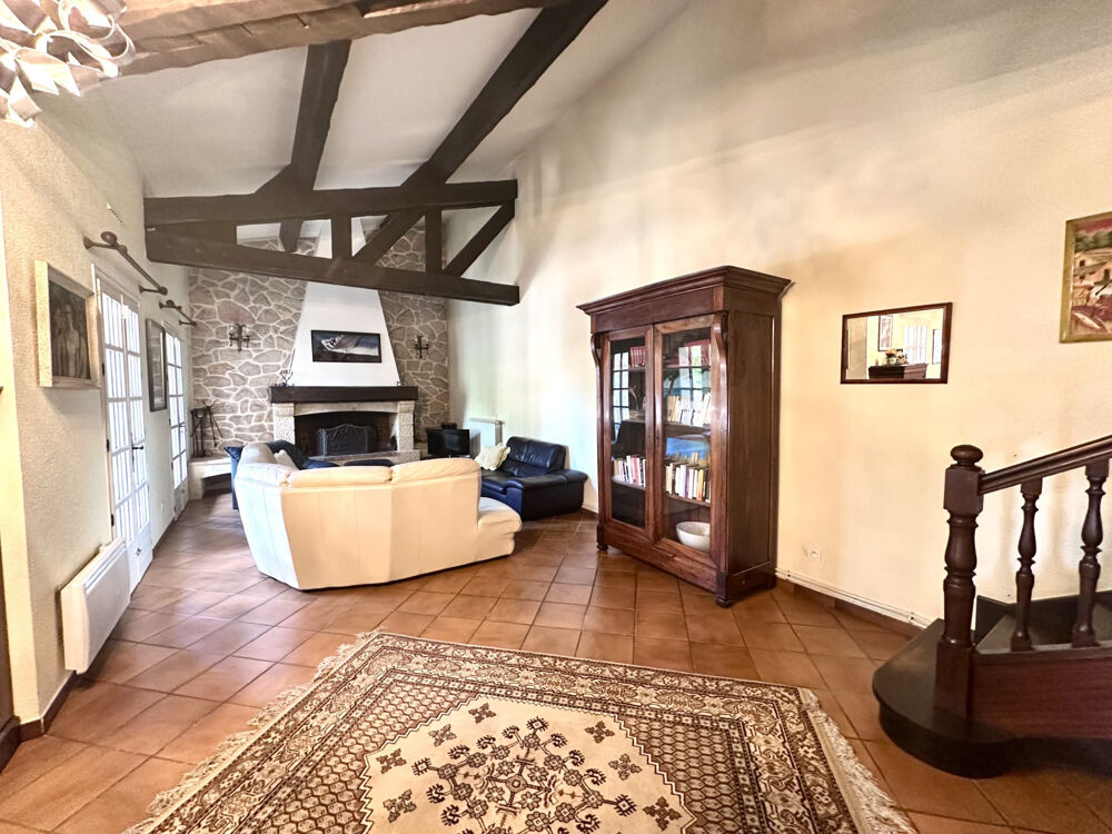 Vente Maison VILLA FAMILIALE DE 210 M2   QUARTIER RECHERCHÉ DE NÎMES Nimes