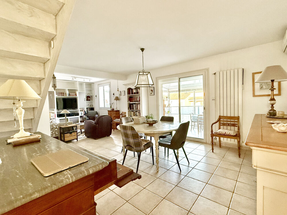 Vente Maison A 10 minutes à pied du centre d'Uzès, élégante maison de 132 m2, dans un quartier résidentiel calme Uzes