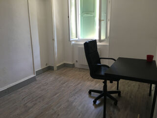  Appartement à louer 3 pièces 55 m²
