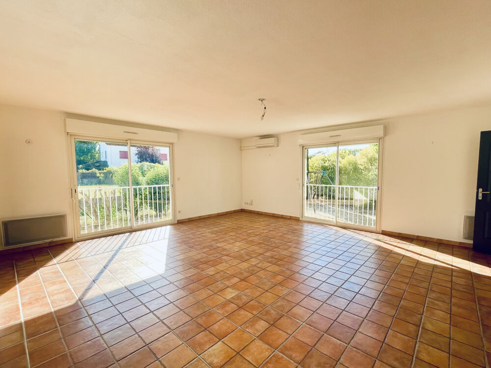 Soleil, cigales et commerces à pieds : une maison de plain-pieds à découvrir