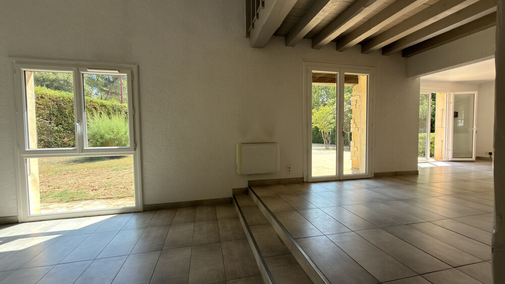 Vente Maison Villa traditionnelle avec piscine Pouzilhac