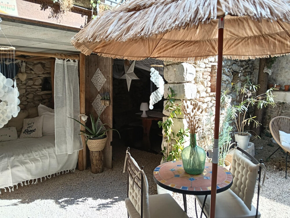 Vente Maison Maison de village avec terrasse et jardin Seynes