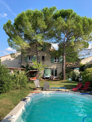  Propri�t�/ch�teau � vendre 10 pi�ces 300 m�