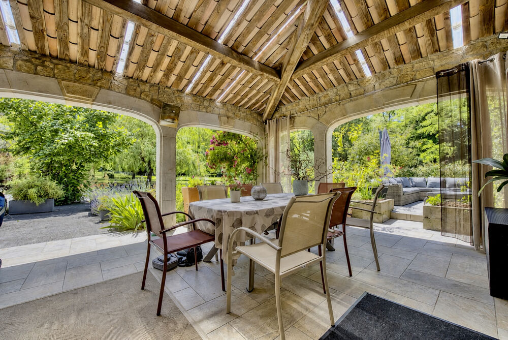 à vendre  Maison Banne (07460)