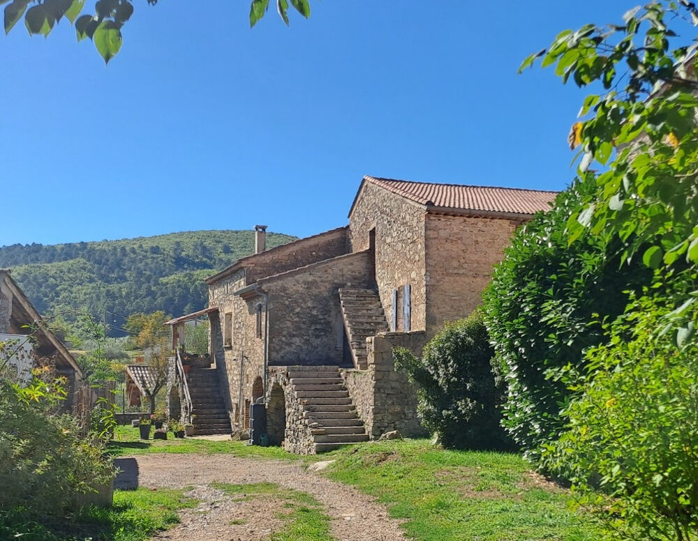 Maison en Pierre de Caractère avec Gîte Indépendant