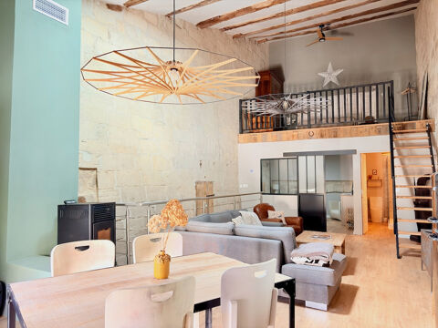   Uzès centre-ville - Ensemble immobilier d'exception entièrement rénové avec double usage 