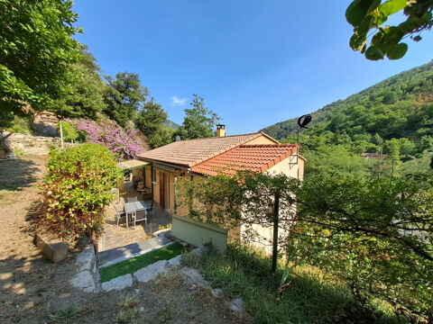   Villa familiale de 109 m2 avec logement indépendant et garage sur 2 000 m2 de terrain Maison - 5 pièce(s) - 109 m²