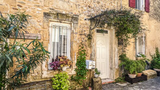  Maison � vendre 9 pi�ces 185 m� Uzes