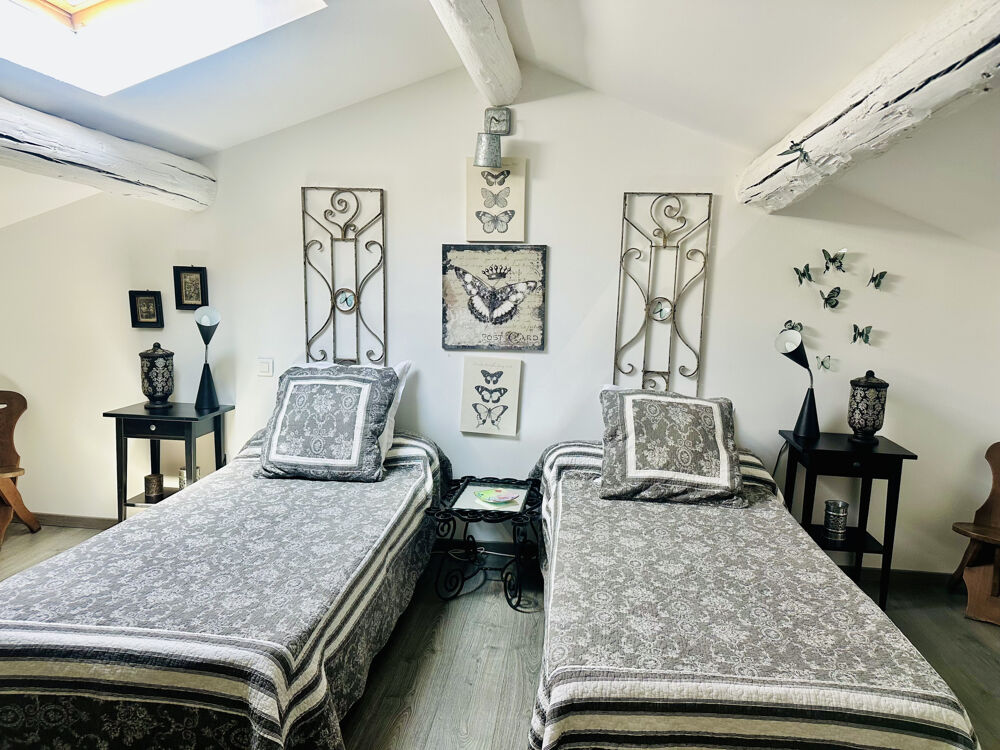 � vendre  Maison Uz�s (30700)