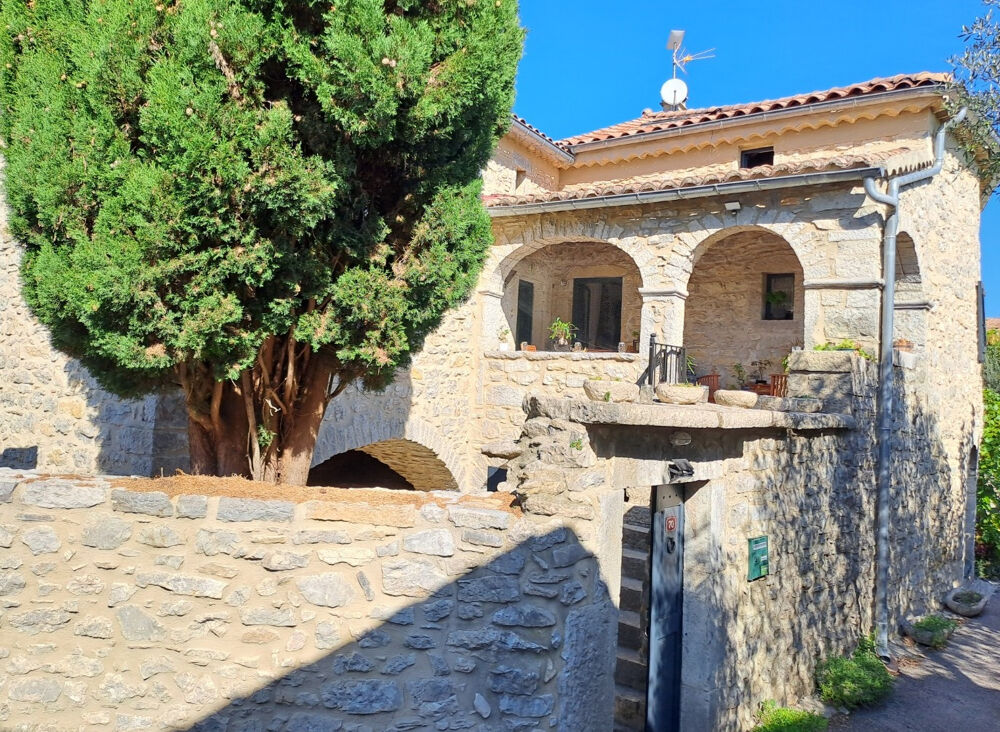 Vente Maison Magnifique maison en pierre avec piscine en Ardèche St andre de cruzieres
