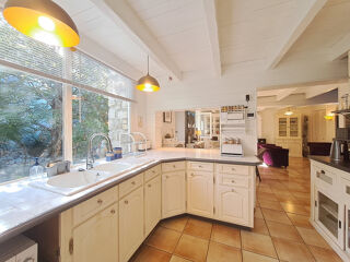  Maison  vendre 6 pices 166 m