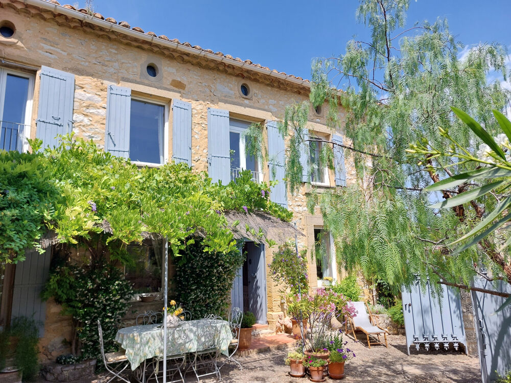 � vendre  Propri�t�/ch�teau Uz�s (30700)