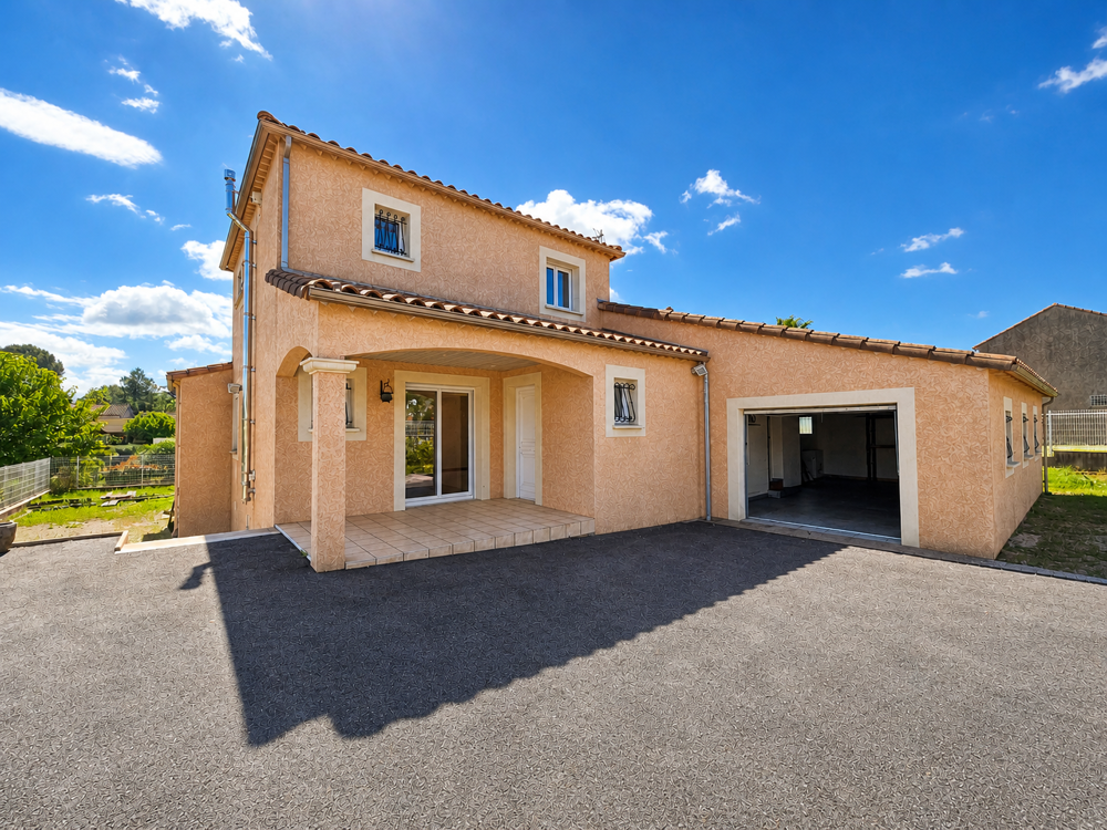 Vente Maison Villa méditerranéenne de 130 m2   Confort, accessibilité et piscine St hilaire de brethmas