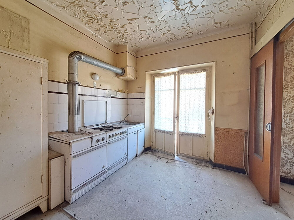 Vente Maison Villefort Centre   Maison de 96 m2 avec garage, balcon et cour Villefort