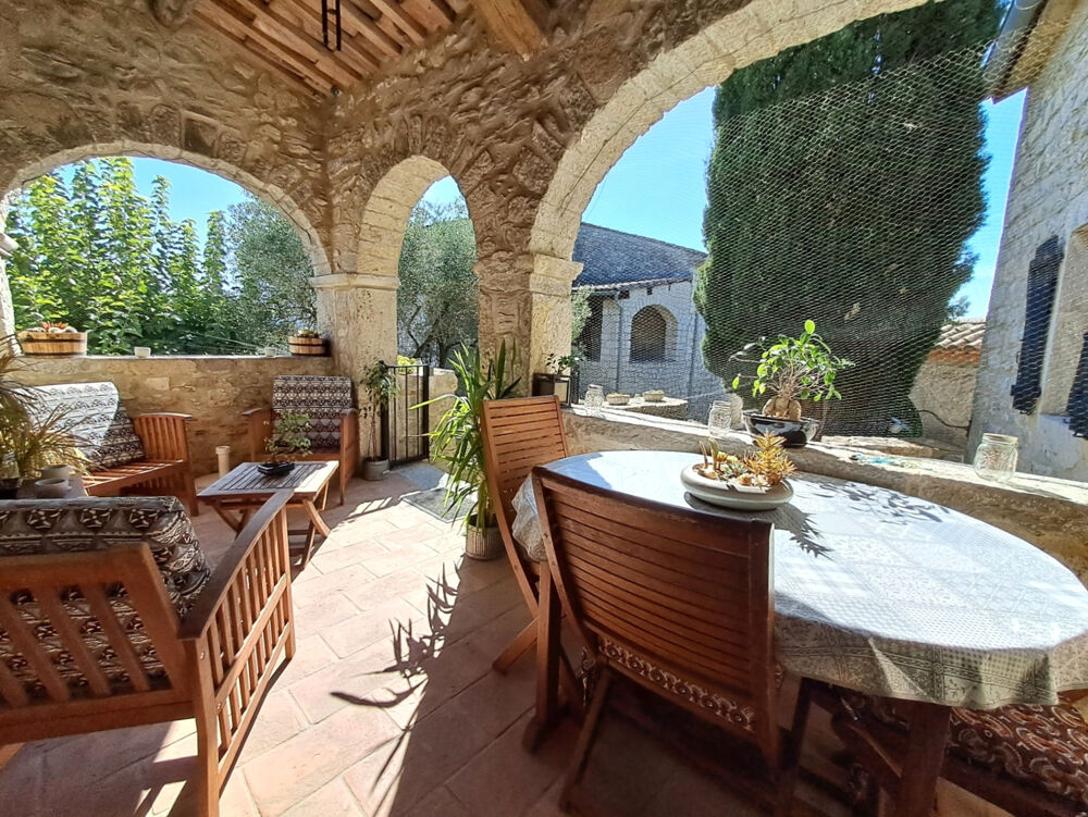à vendre  Maison Saint-André-de-Cruzières (07460)