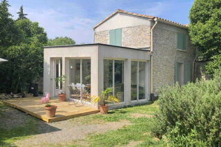 Vente Maison Nîmes Castanet, Mazet rénové d'environ 70 m2, sur belle parcelle de 1500 m2, proche des commodités Nimes