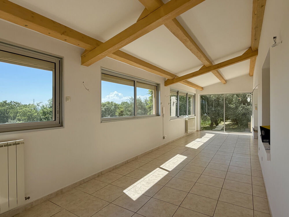 Vente Maison Maison située dans un cadre calme et verdoyant avec piscine   Terrain de 2000 m2 St just et vacquieres