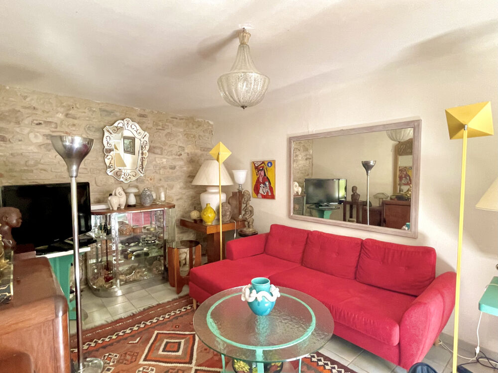 Authentique maison en pierre avec jardin commerces à pieds