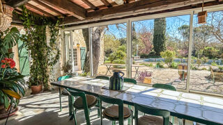  Propri�t�/ch�teau � vendre 11 pi�ces 250 m�