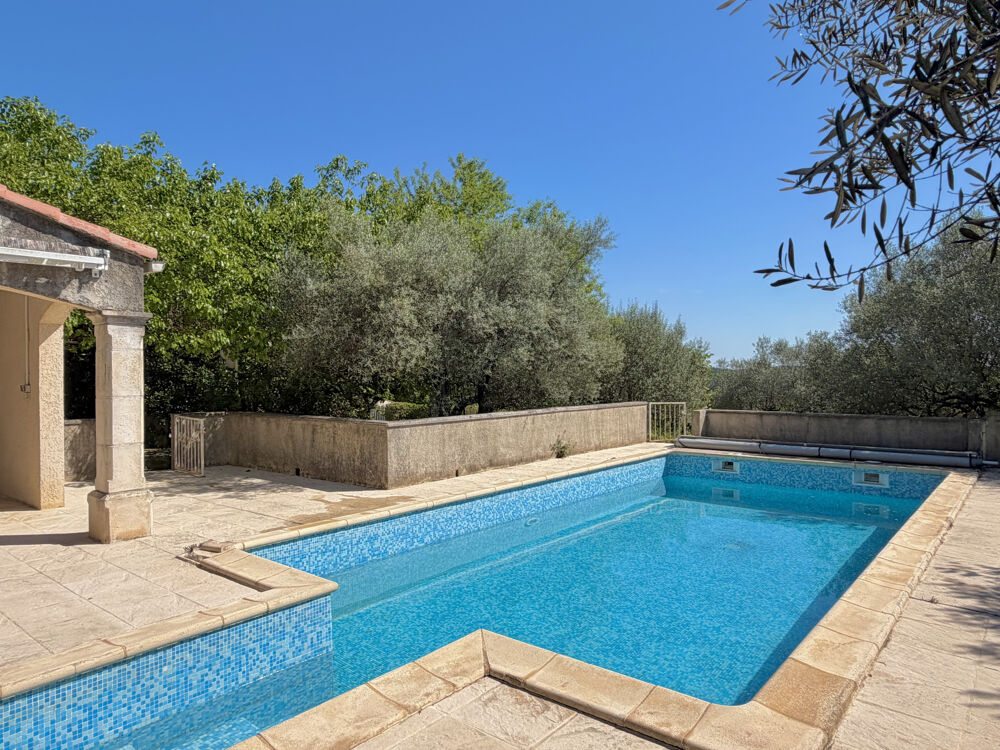Vente Maison Maison située dans un cadre calme et verdoyant avec piscine   Terrain de 2000 m2 St just et vacquieres