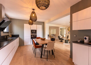  Maison � vendre 7 pi�ces 238 m�