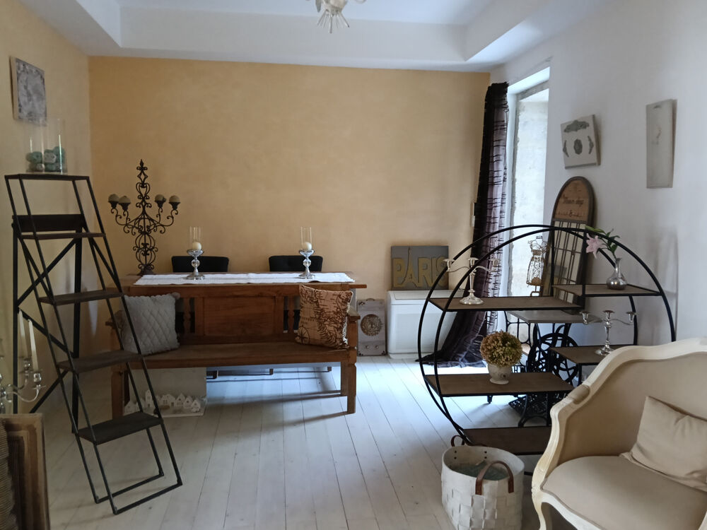 à vendre  Propriété/château Uzès (30700)