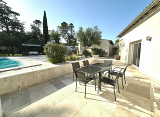  Maison � vendre 4 pi�ces 198 m�