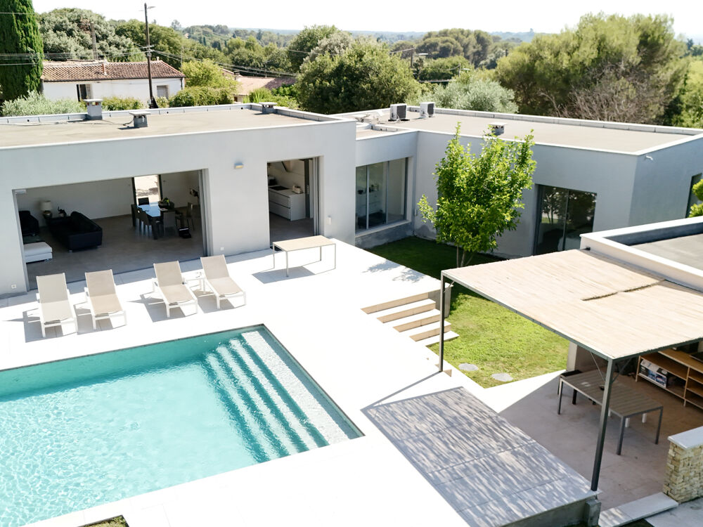Maison 7 pièces 187 m² · à Nimes · 187 m² · 890 000 €
