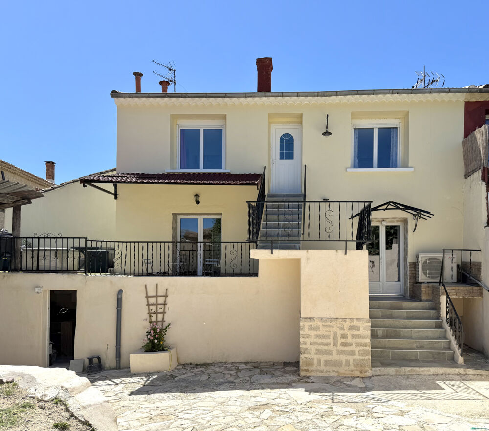 Maison 10 pièces 140 m² · à St Jean de Ceyrargues · 140 m² · 242 000 €