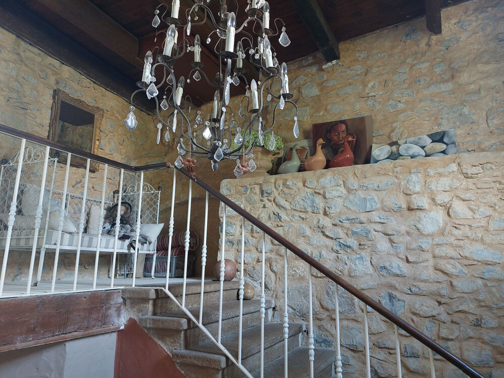 � vendre  Propri�t�/ch�teau Uz�s (30700)