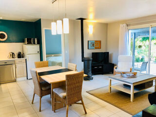  Proprit/chteau  vendre 10 pices 302 m