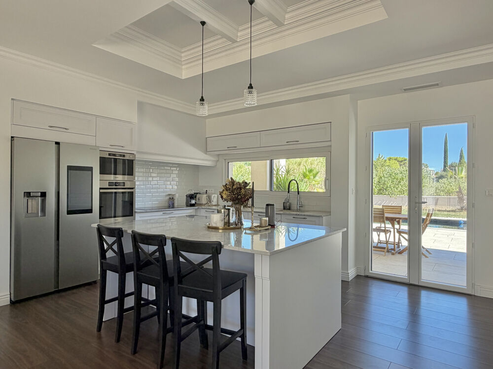 Vente Maison Villa contemporaine avec piscine,pool house et jacuzzi - Secteur prisé d'Alès Ales