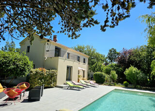  Maison � vendre 6 pi�ces 205 m�