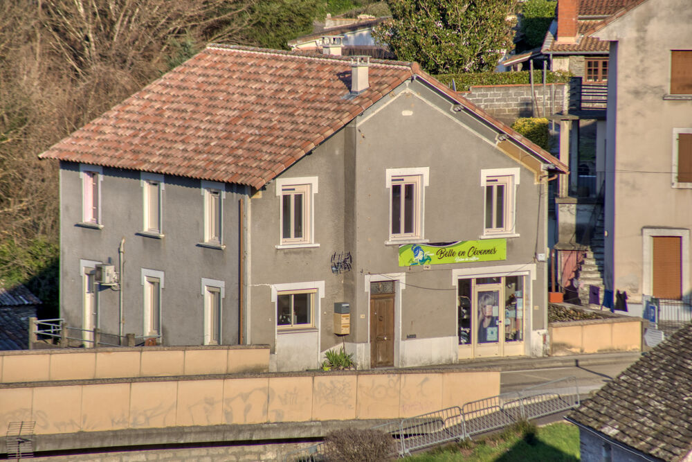 Vente Maison Maison de Village 2 Appartements, Local Commercial et Garage Le collet de deze