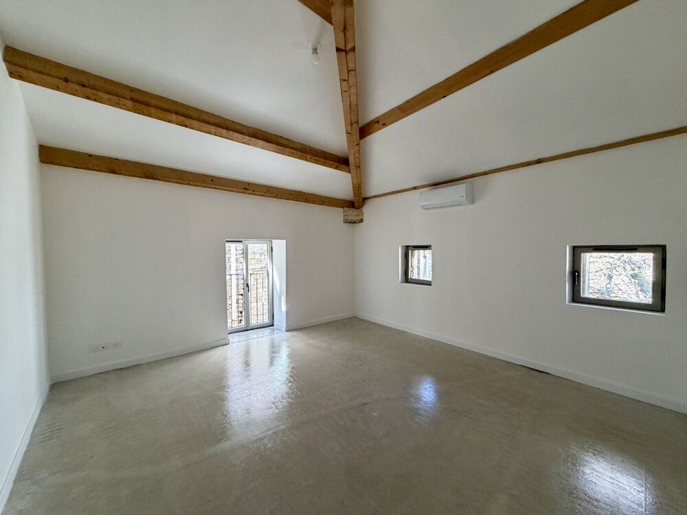 Maison de village de 145 m2 rénovée avec piscine