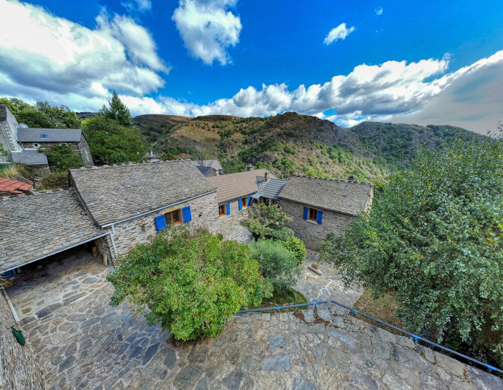Vente Maison Charmant mas cévenol avec vue panoramique - Calme et authenticité à 10min de Villefort Villefort
