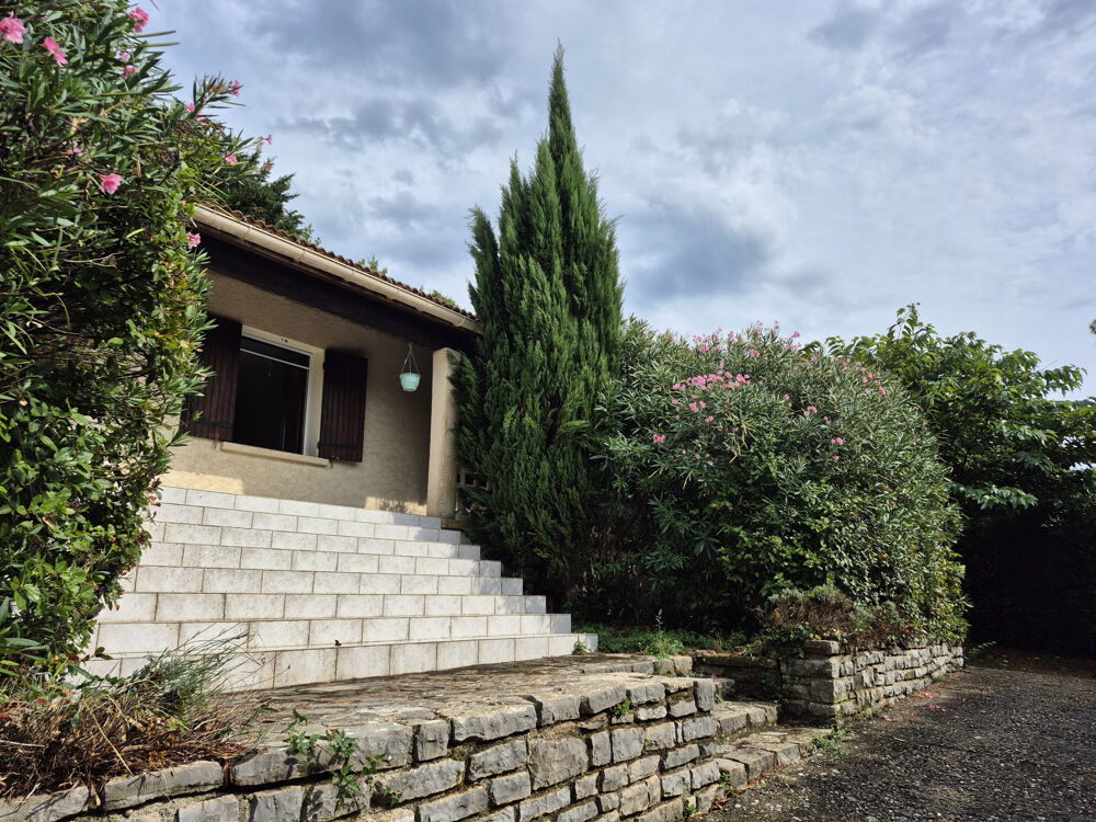 Location Maison Villa de 120 m2 en 5 pièces Vezenobres