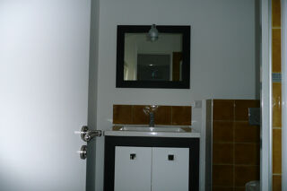  Appartement à louer 2 pièces 53 m²