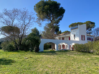  Maison � vendre 7 pi�ces 210 m�