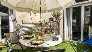  Maison � vendre 9 pi�ces 185 m� Uzes