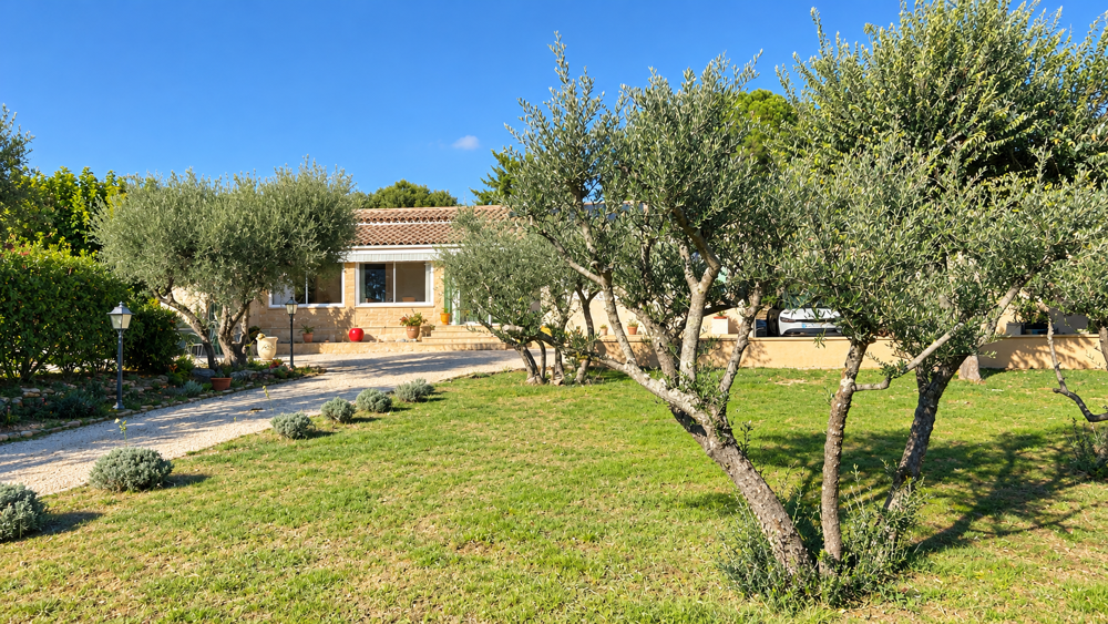 Vente Maison UZÈS   VILLA DE QUALITÉ DANS UN ENVIRONNEMENT PRIVILÉGIÉ Uzes