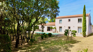  Maison à vendre 6 pièces 211 m²