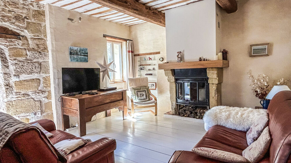 Charmante maison de village avec grand balcon