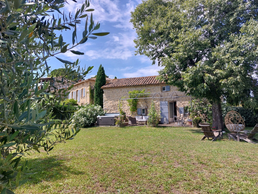 � vendre  Propri�t�/ch�teau Uz�s (30700)