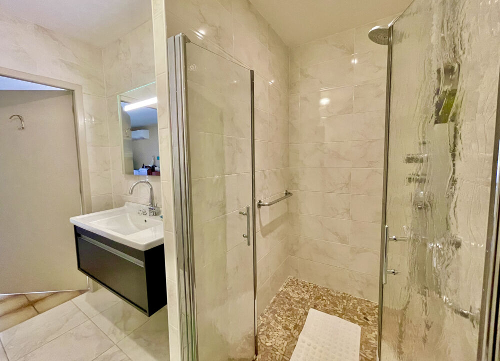 Vente Maison Saint-Hilaire-de-Brethmas : Maison individuelle sur terrain attenant de 1085m2 St hilaire de brethmas