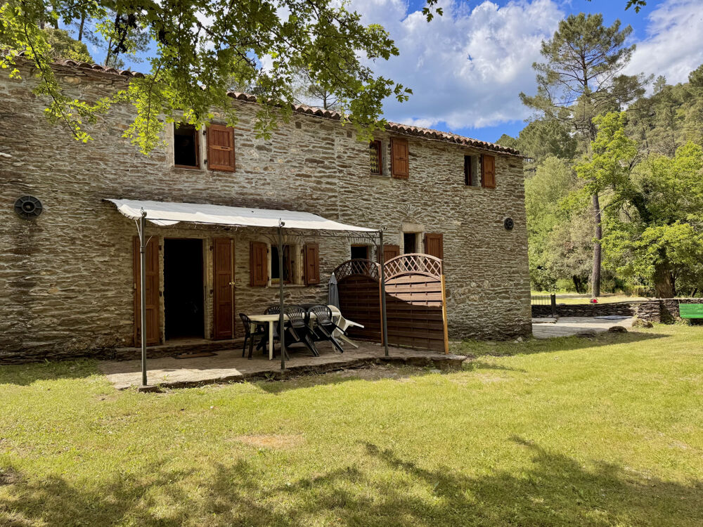à vendre  Propriété/château Saint-Martin-de-Boubaux (48160)