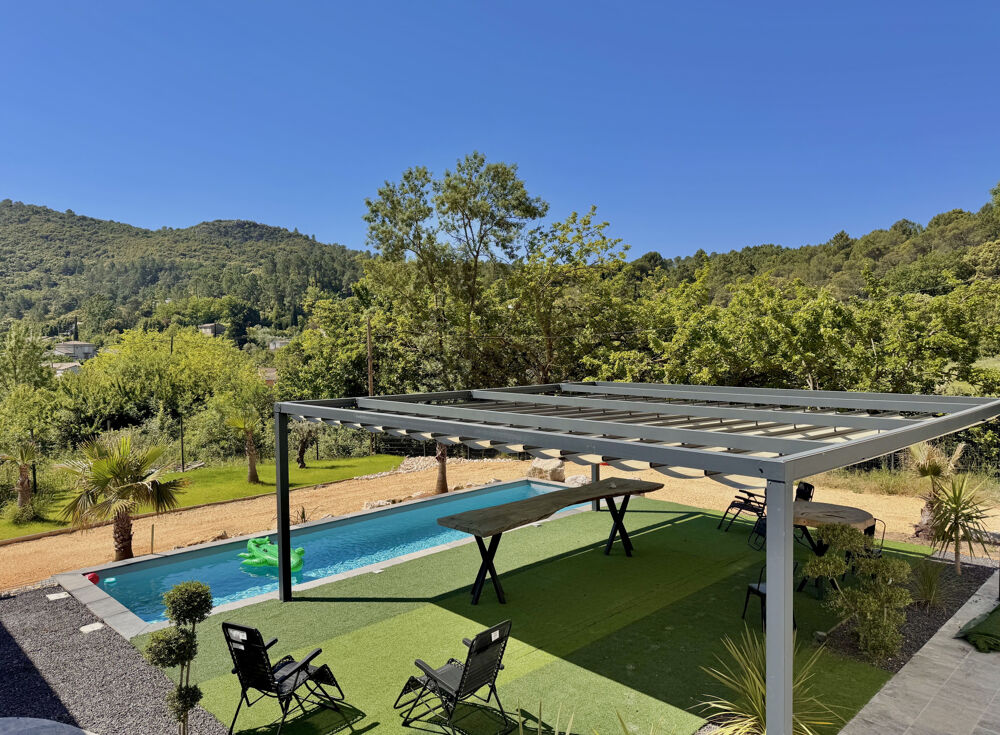 Maison 9 pièces 244 m² · à Anduze · 244 m² · 649 000 €
