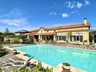  Propri�t�/ch�teau � vendre 15 + pi�ces 453 m�