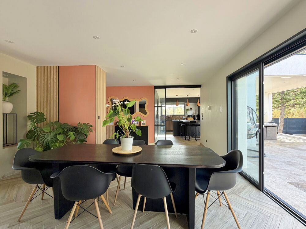 Vente Maison Villa contemporaine de plain-pied avec piscine située à Bagard Bagard